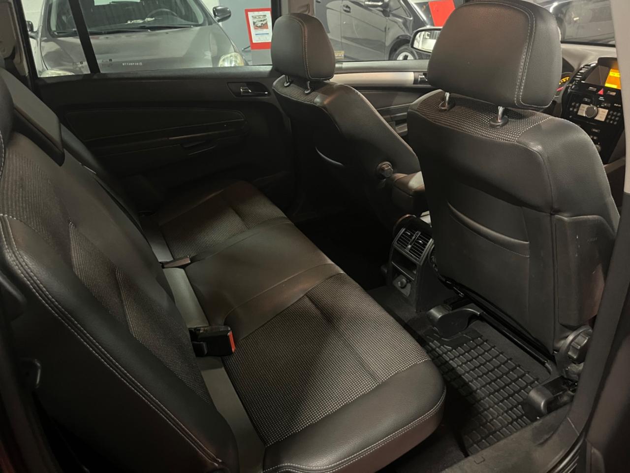 Opel Zafira 7 POSTI COSMO