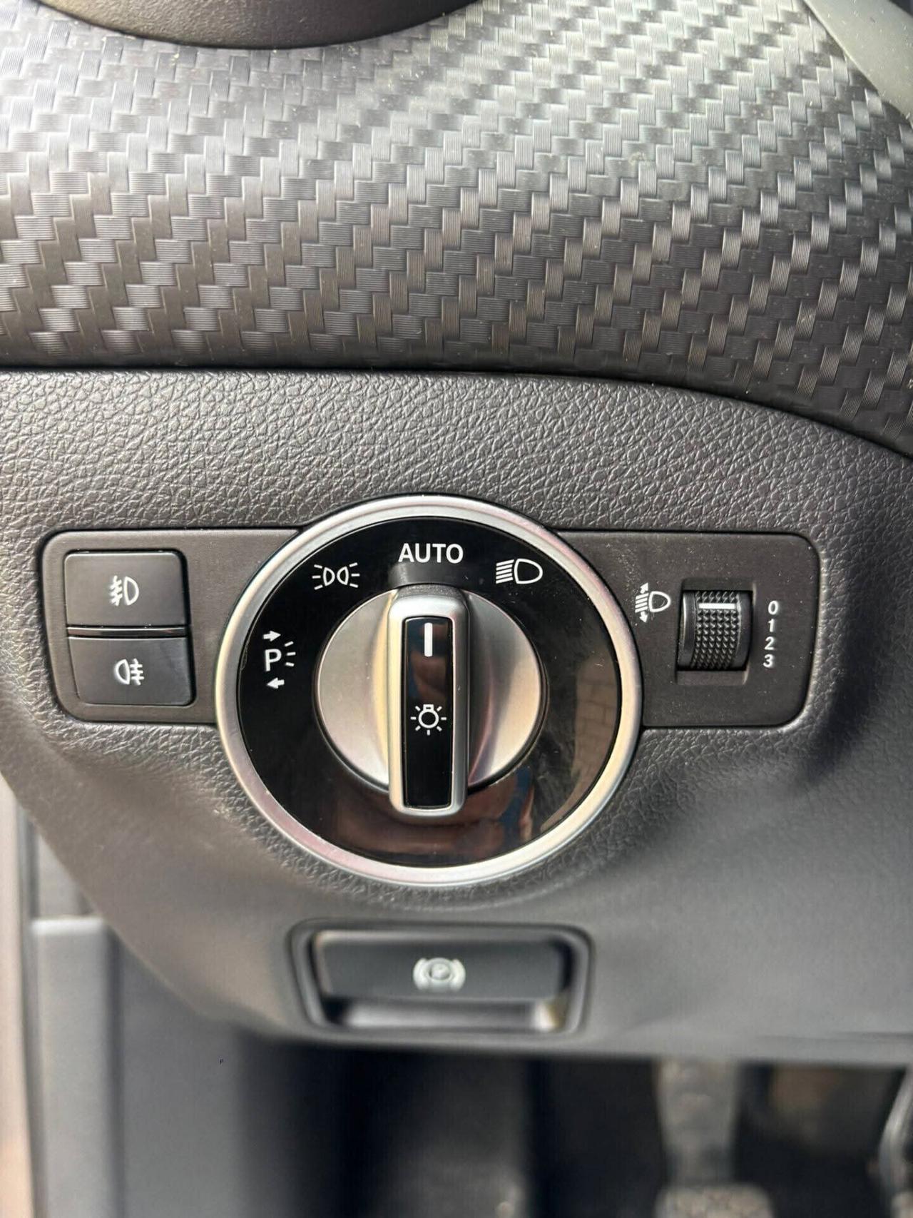 Mercedes-benz GLA 200 CDI Sport/;.''