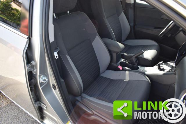 TOYOTA Auris 1.8 Hybrid Lounge