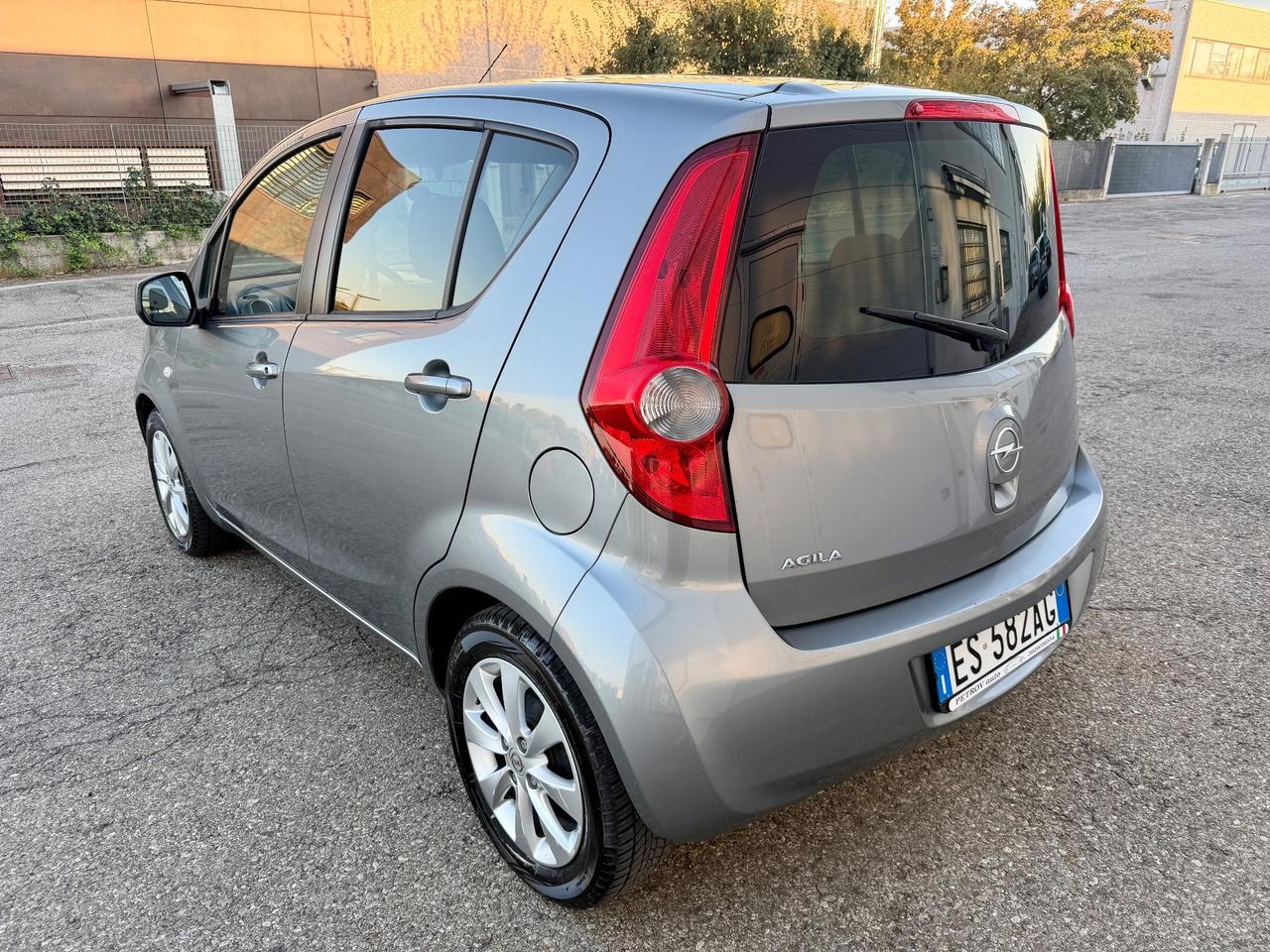 Opel Agila 1.2benz 94cv 2013 68.000km perfetta