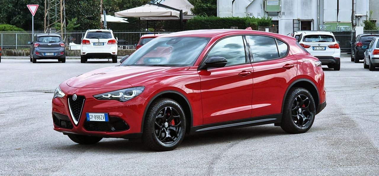 Alfa Romeo Stelvio 2.2 Turbodiesel 160 CV AT8 RWD Super