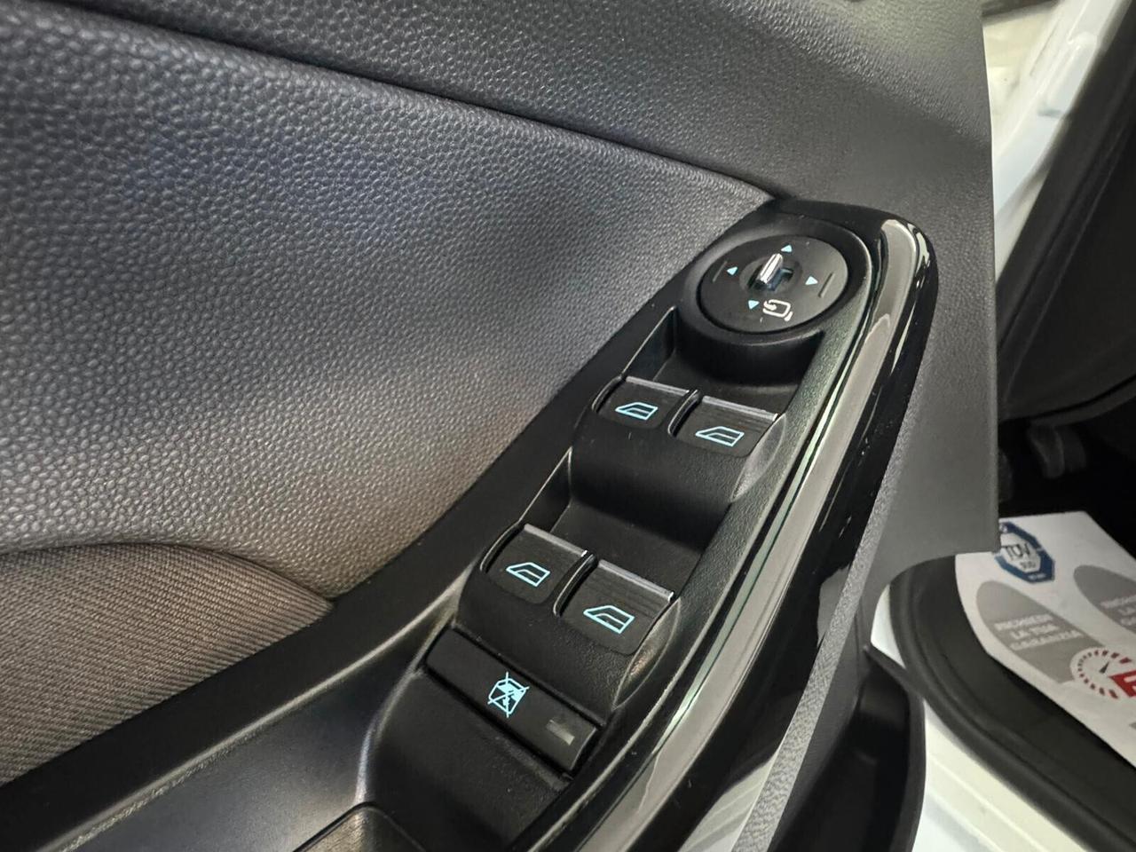 Ford Fiesta 1.5 TDCi 75CV 5 porte Titanium