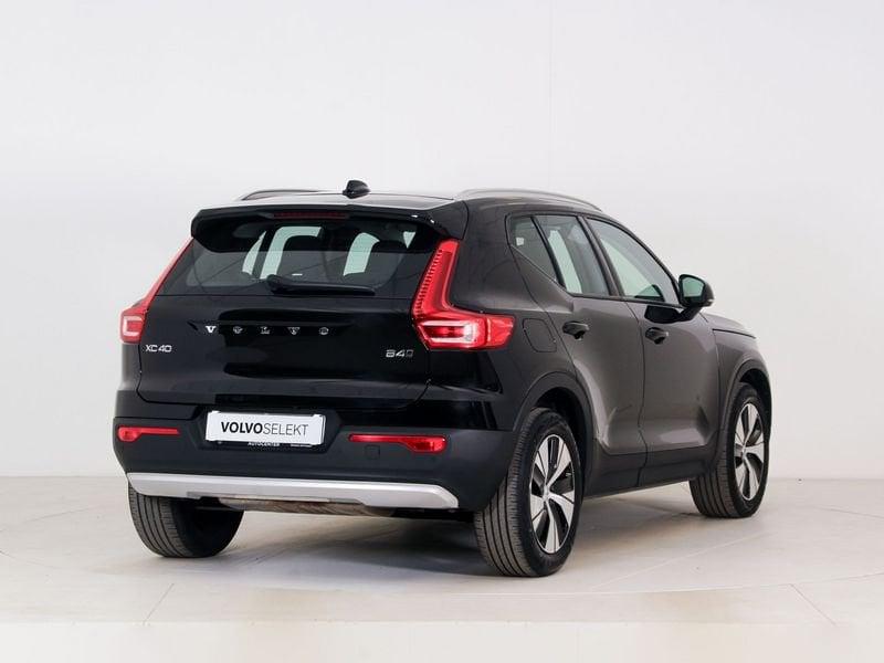 Volvo XC40 B4 AWD Geartronic Momentum Pro