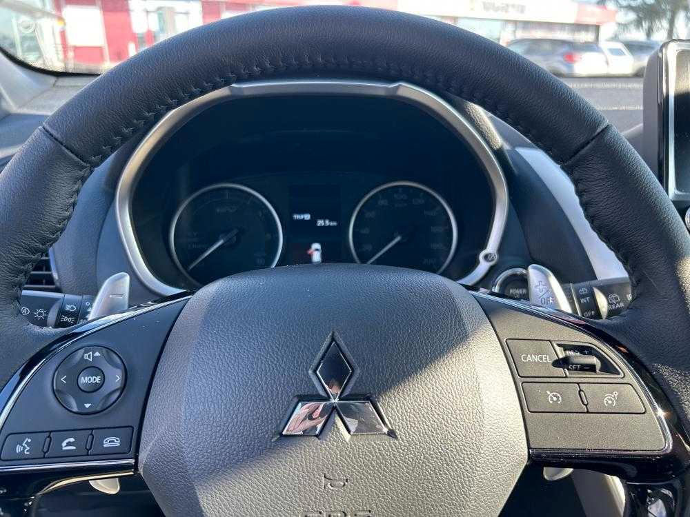 MITSUBISHI Eclipse Cross PHEV Instyle P0