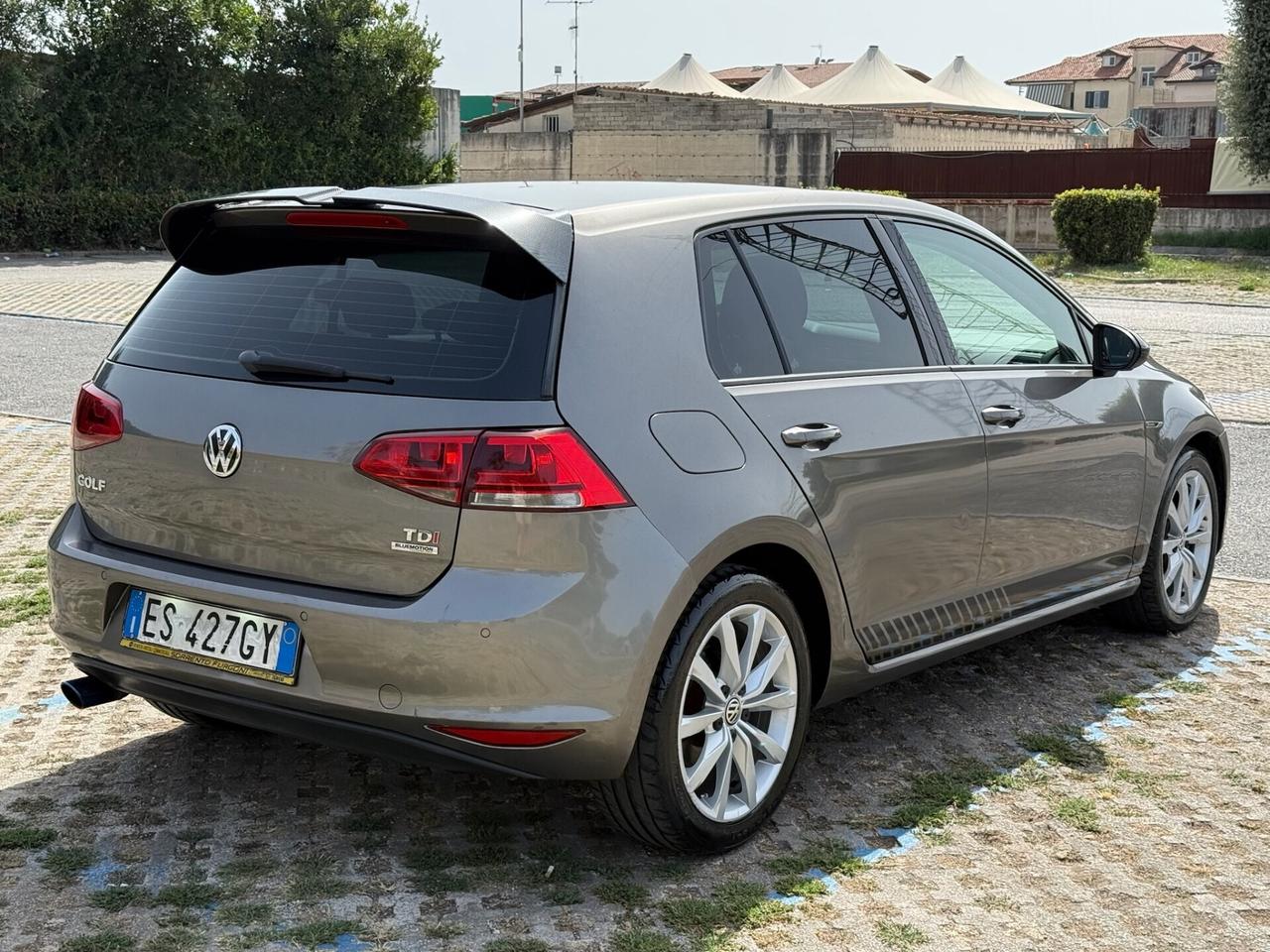 VOLKSWAGEN Golf 7 2013 1.6 TDI 105cv DSG Highline