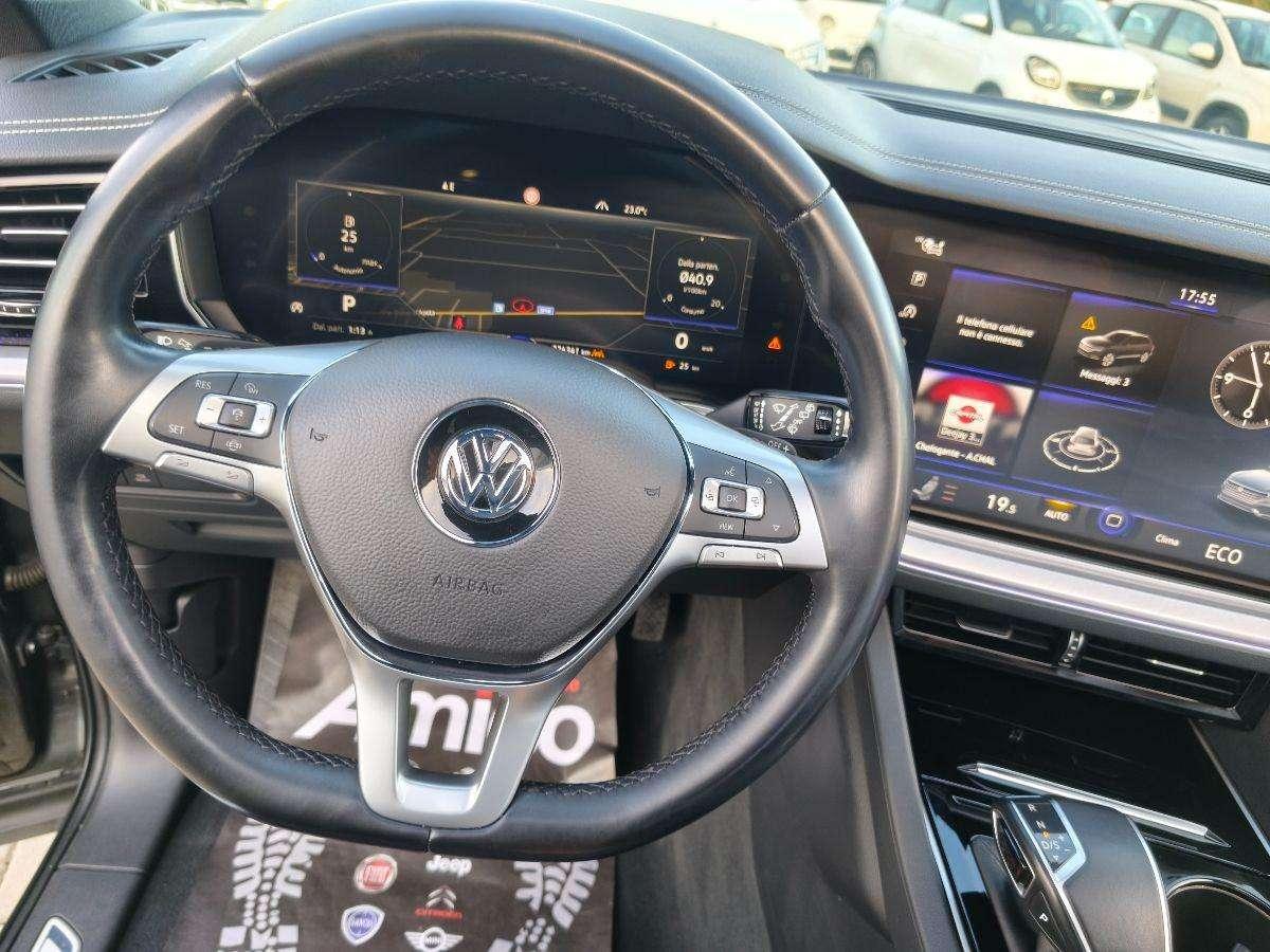 Volkswagen Touareg 3.0 TDI R-LINE Tetto Pelle Led Luci Ambient