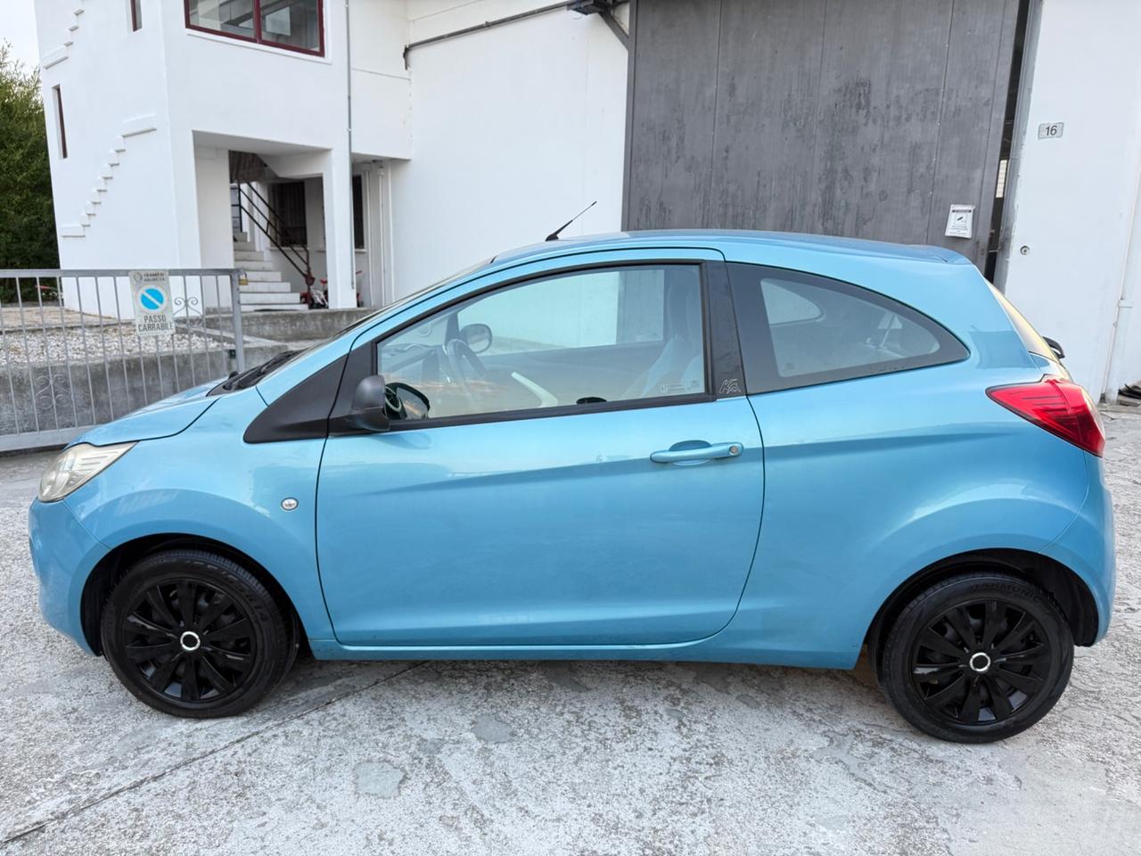 Ford Ka Ka+ 1.2 BENZINA 69CV POCHI KM 2011