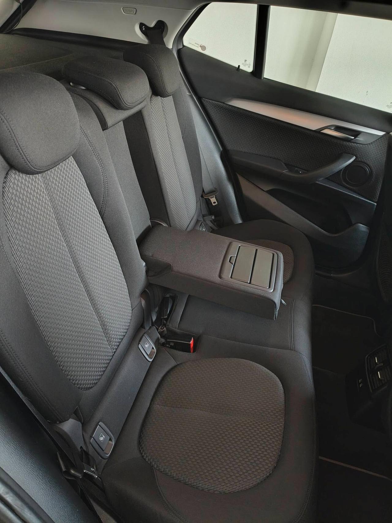 Bmw X2 xDrive18d Business-X