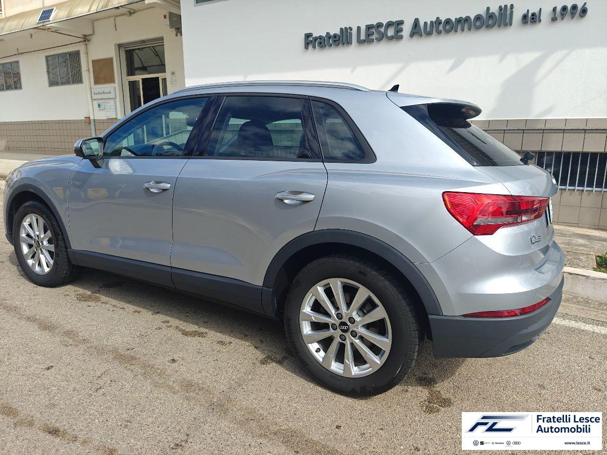 Audi Q3 35 2.0 tdi Business s-tronic (Pronta Consegna)