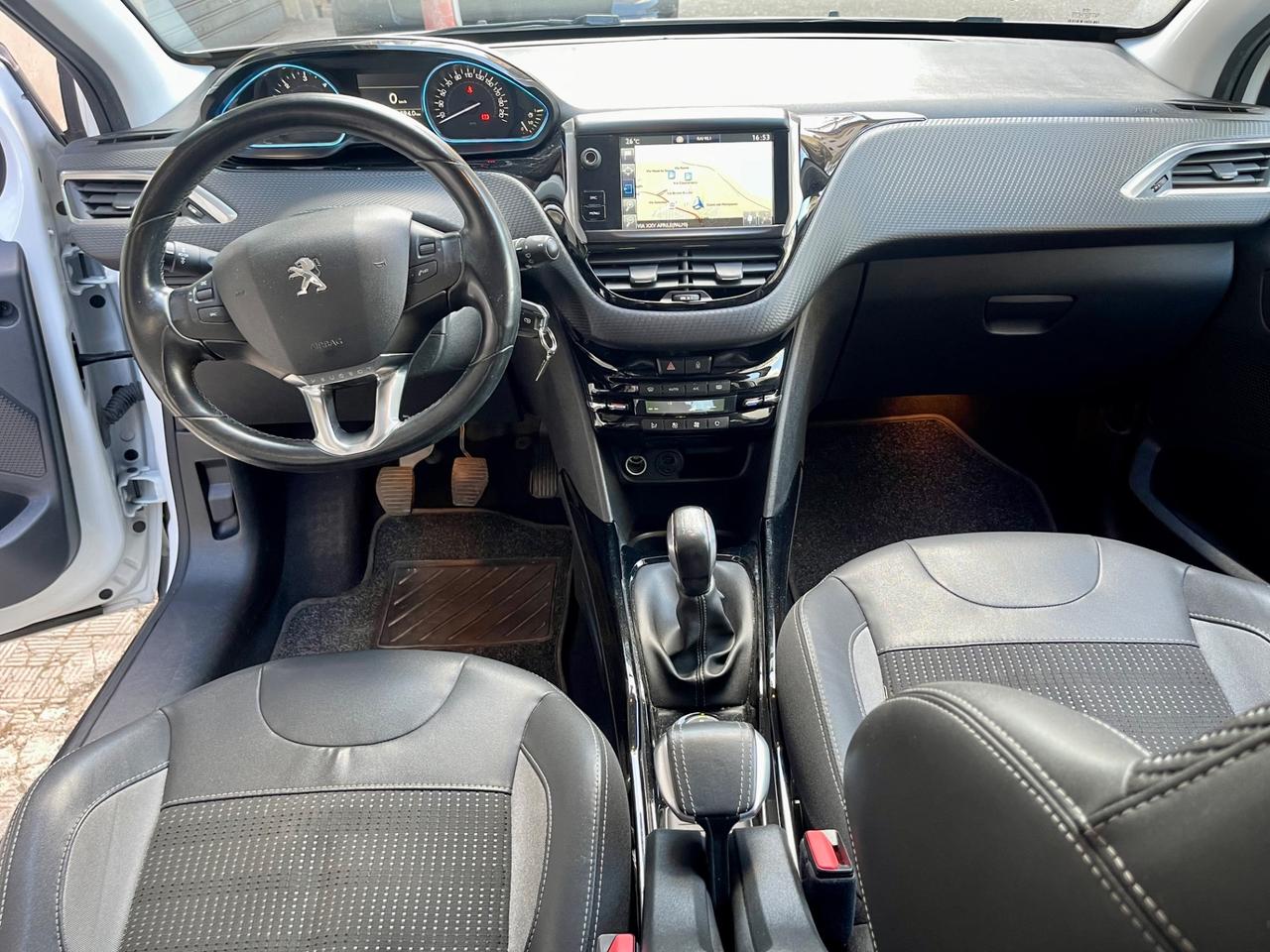Peugeot 2008 BlueHDi 100 Allure