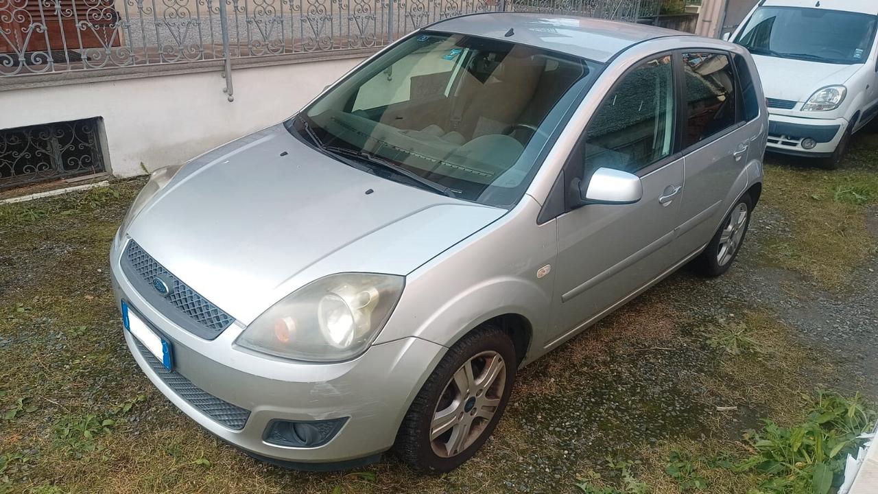 Ford Fiesta TDCi 5P Unico Prop.Commercianti