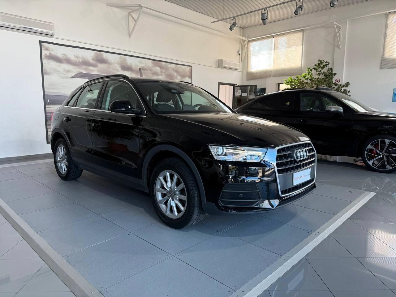 AUDI Q3 2.0 TDI 120 CV CAMBIO MANUALE MOD. BUSINESS