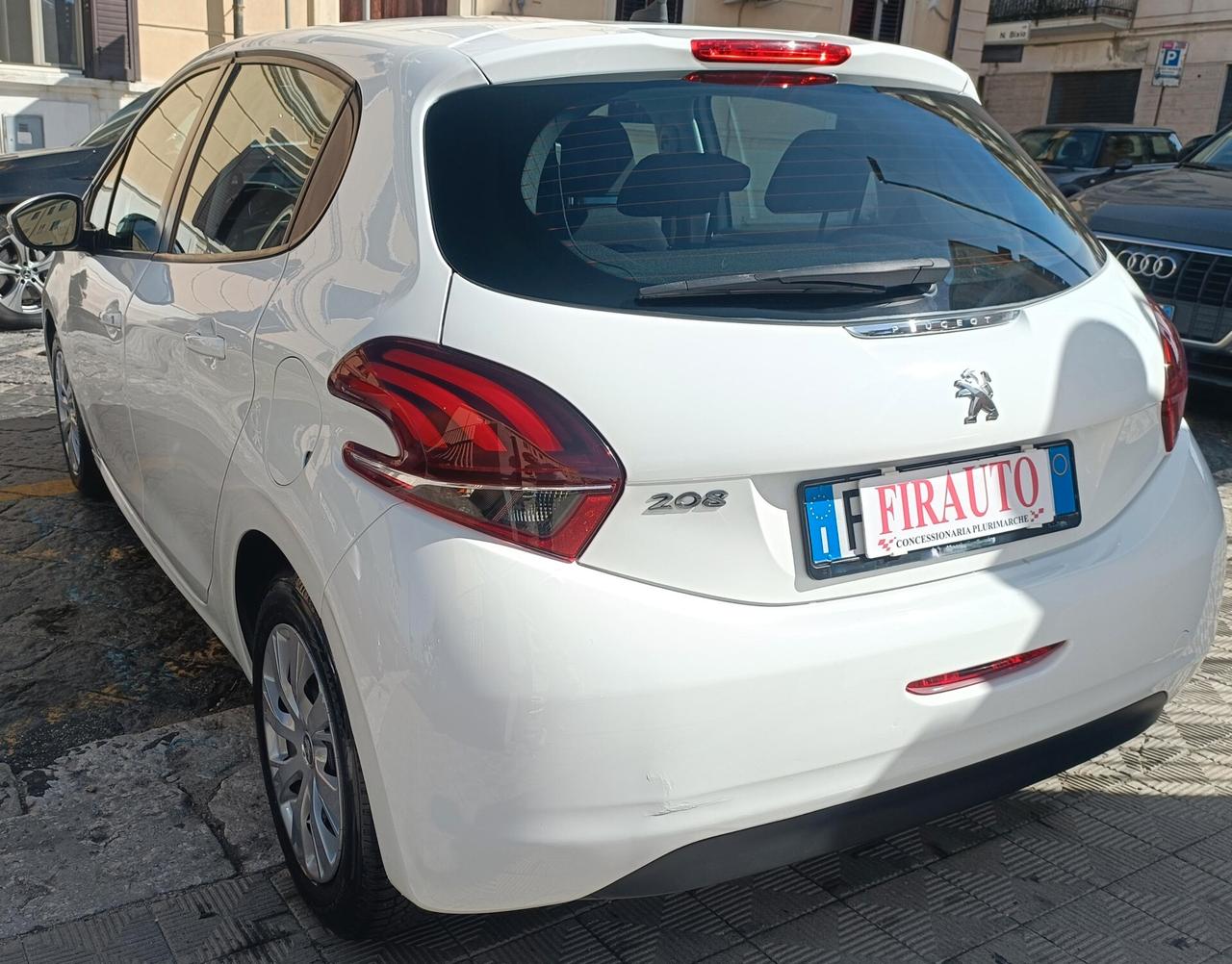 Peugeot 208 BlueHDi 100 S&S 5 porte Allure