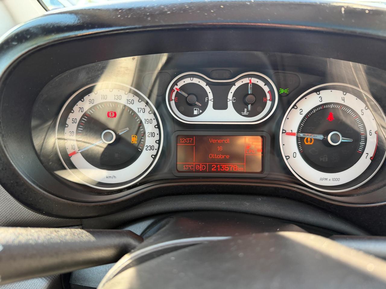 FIAT 500L 2015 1.4 BENZINA/GPL 120 CV