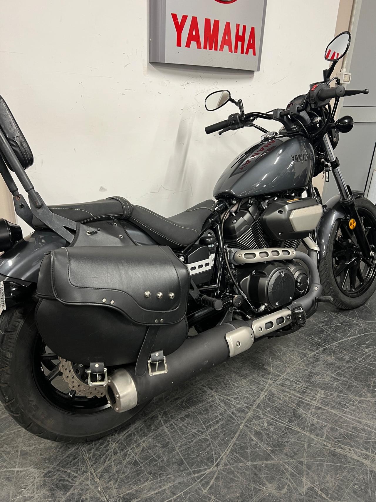 Yamaha XV 950