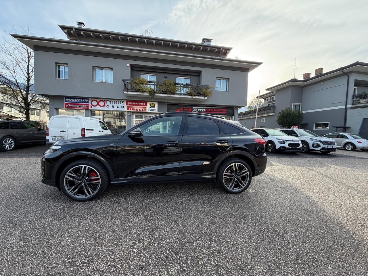 AUDI Q5 SPB TDi S tronic quattro S line ed. SLINE INTERNO ED ESTERNO + TETTO ELET. + TERZO SCHERMO