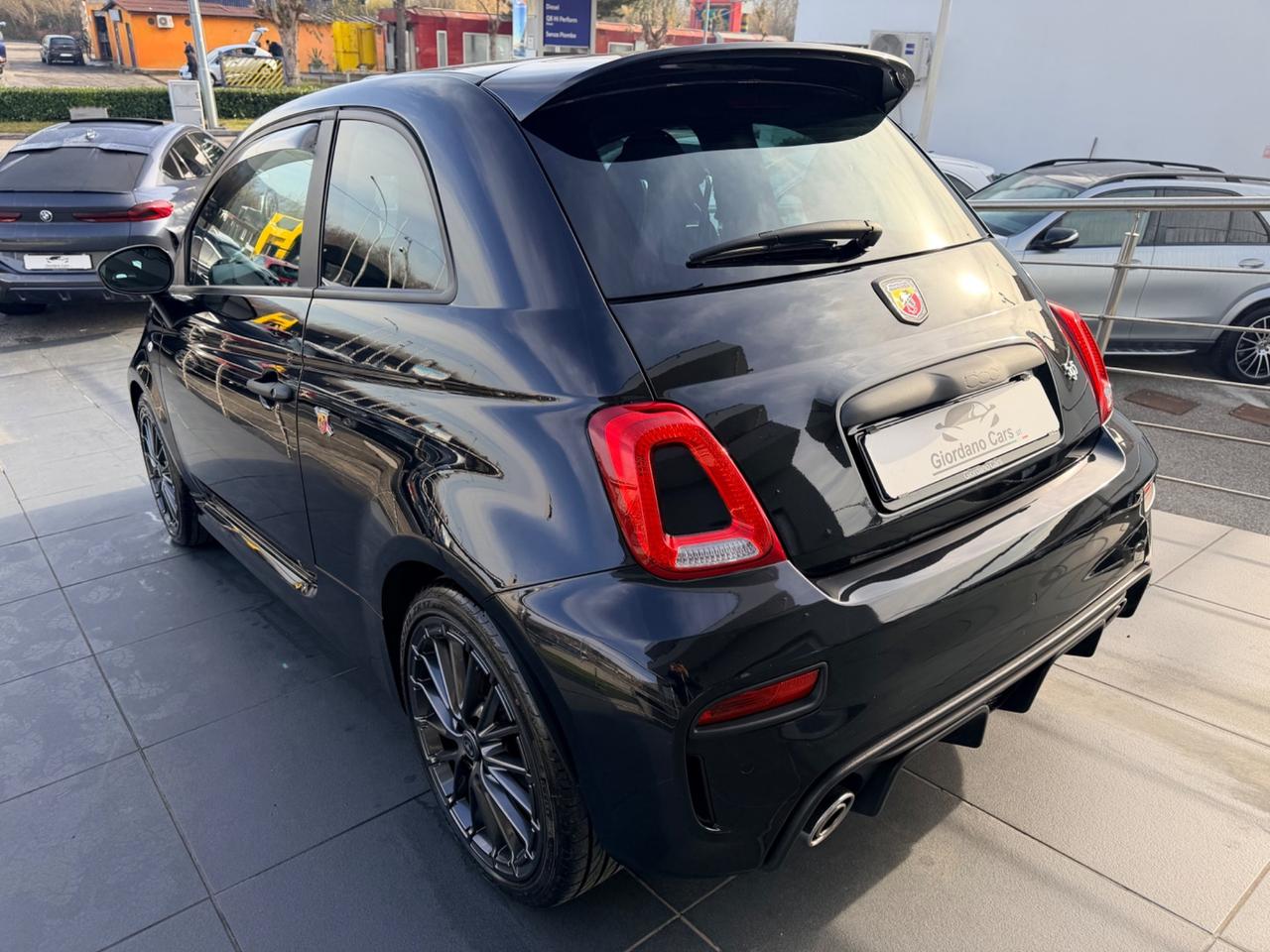 Abarth 595 1.4 Turbo T-Jet 165 CV black edition