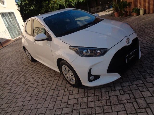 Toyota Yaris 1.0 5 porte Active