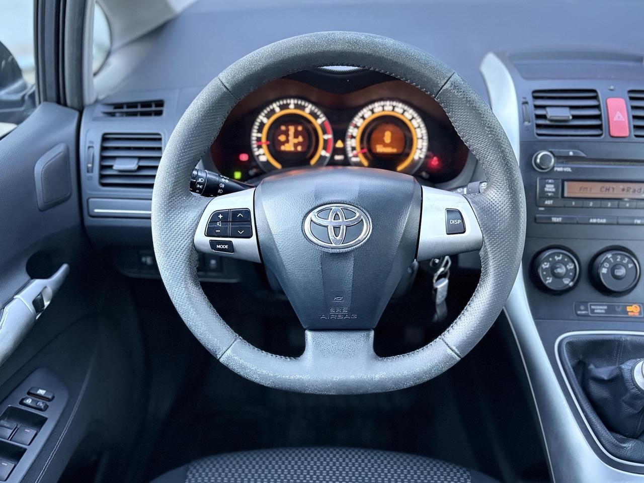 Toyota Auris 1.3 Benzina 100CV E5 - 2010
