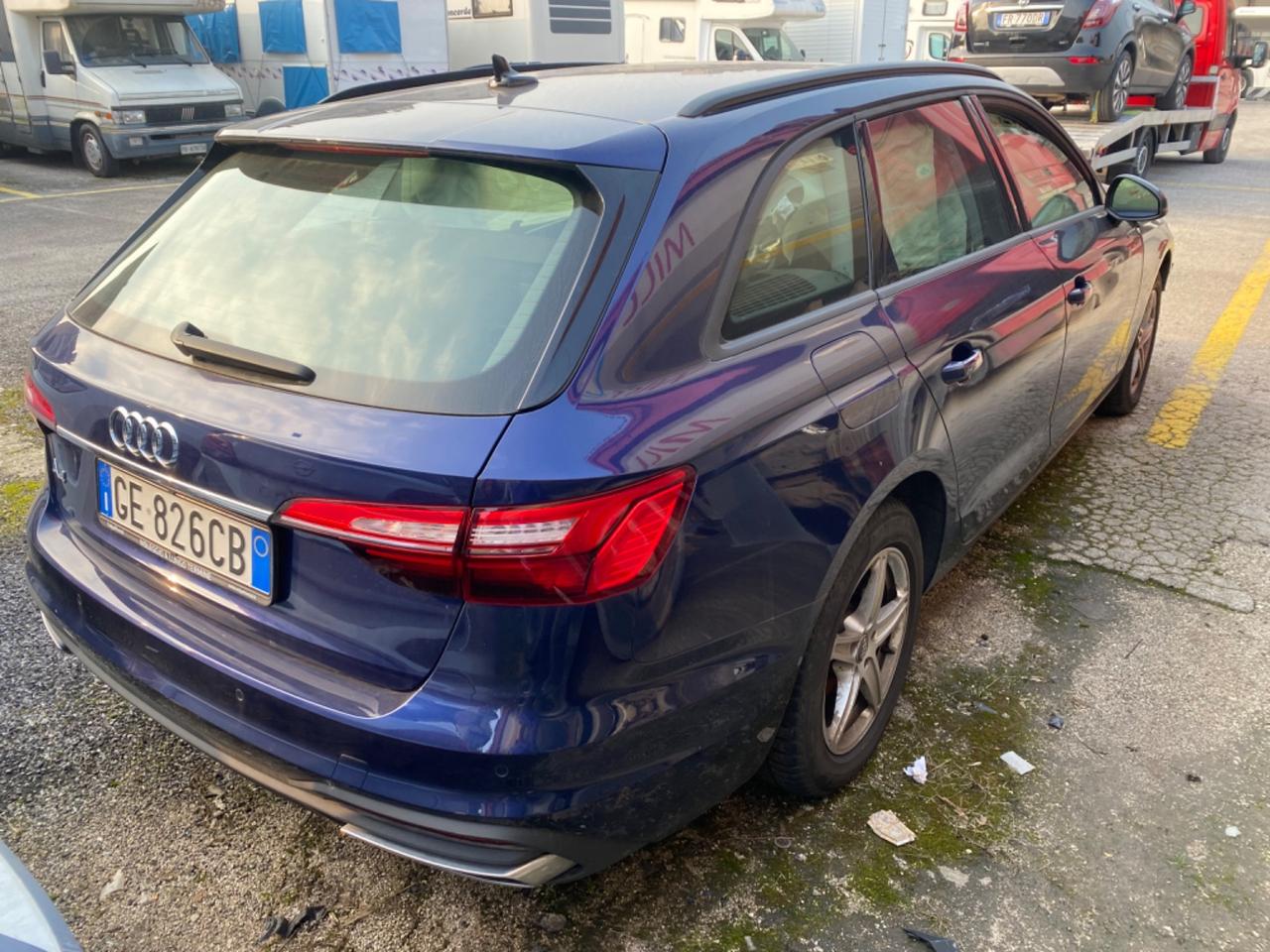 Audi A4 Avant 35 TDI/163 CV S tronic Business Advanced