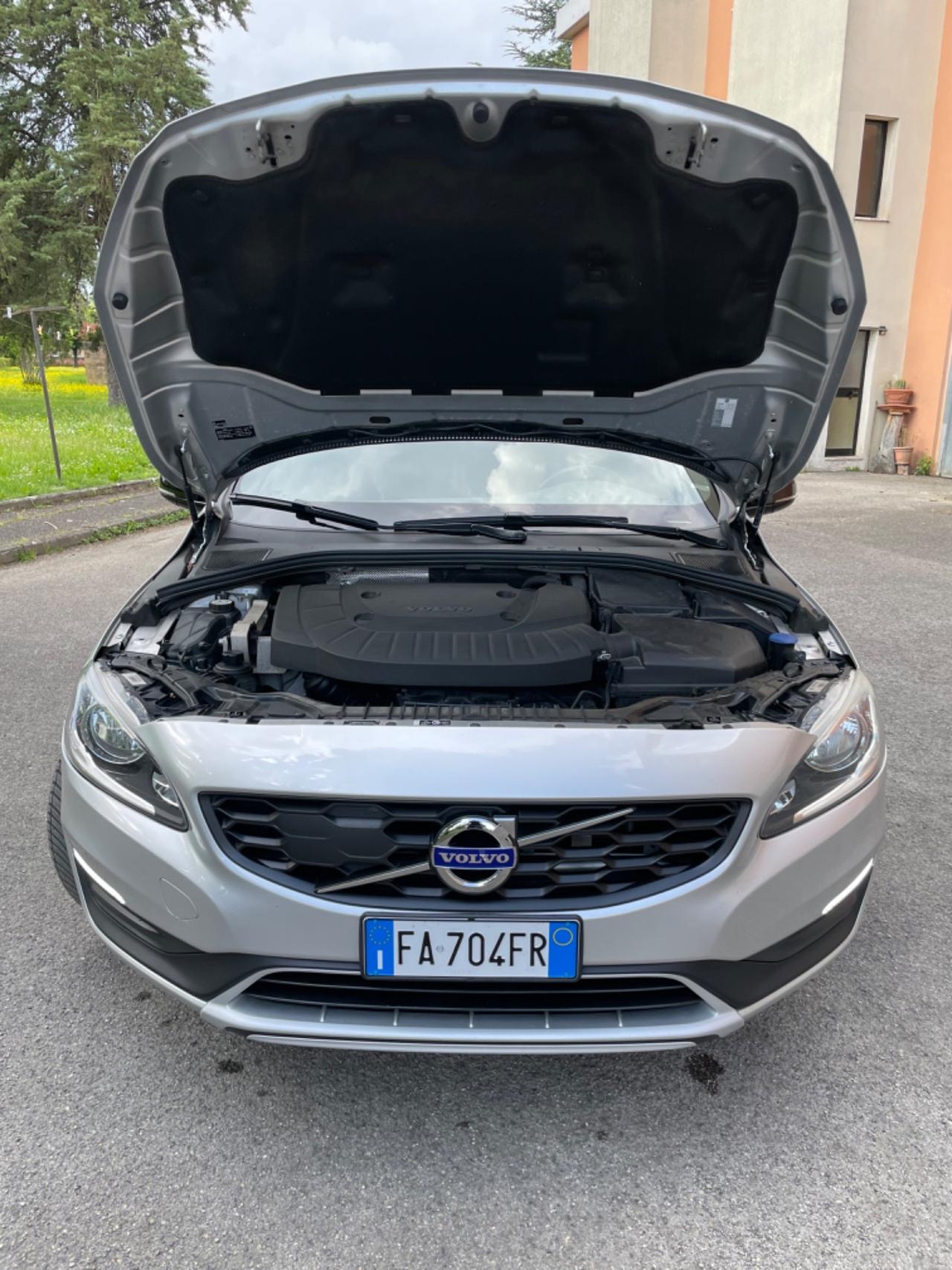 Volvo V60 Cross Country V60 Cross Country D4 AWD Geartronic Summum