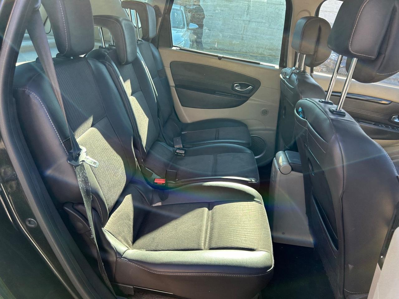 Renault Scenic Scénic X-Mod 2.0 dCi 160CV Luxe