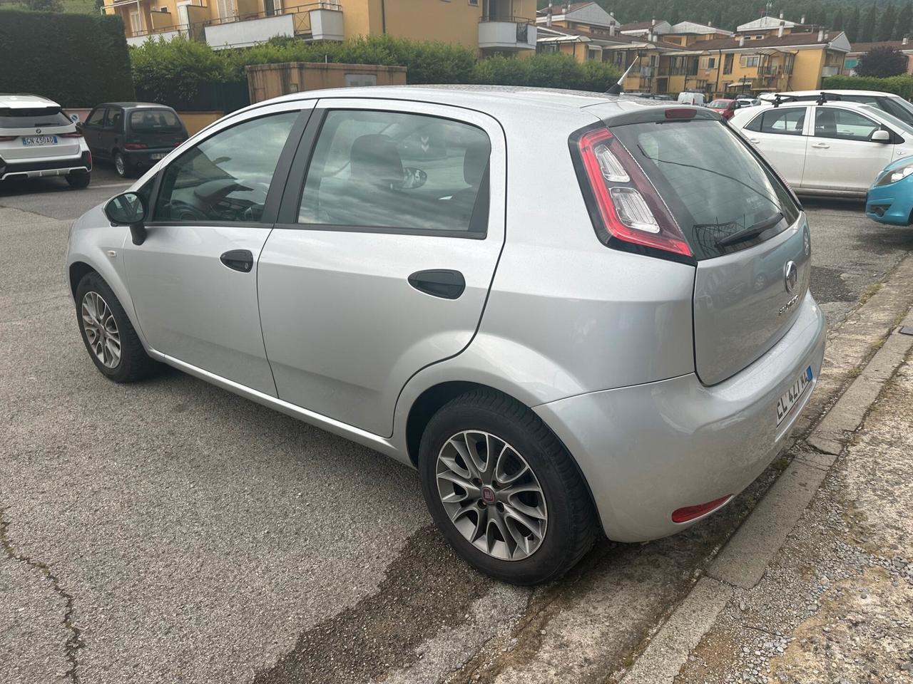 Fiat Punto 1.2 8V 5 porte Lounge GPL ok neo patentati