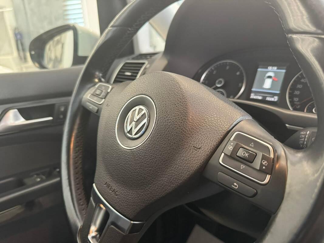 Volkswagen Touran 2.0 tdi Highline dsg