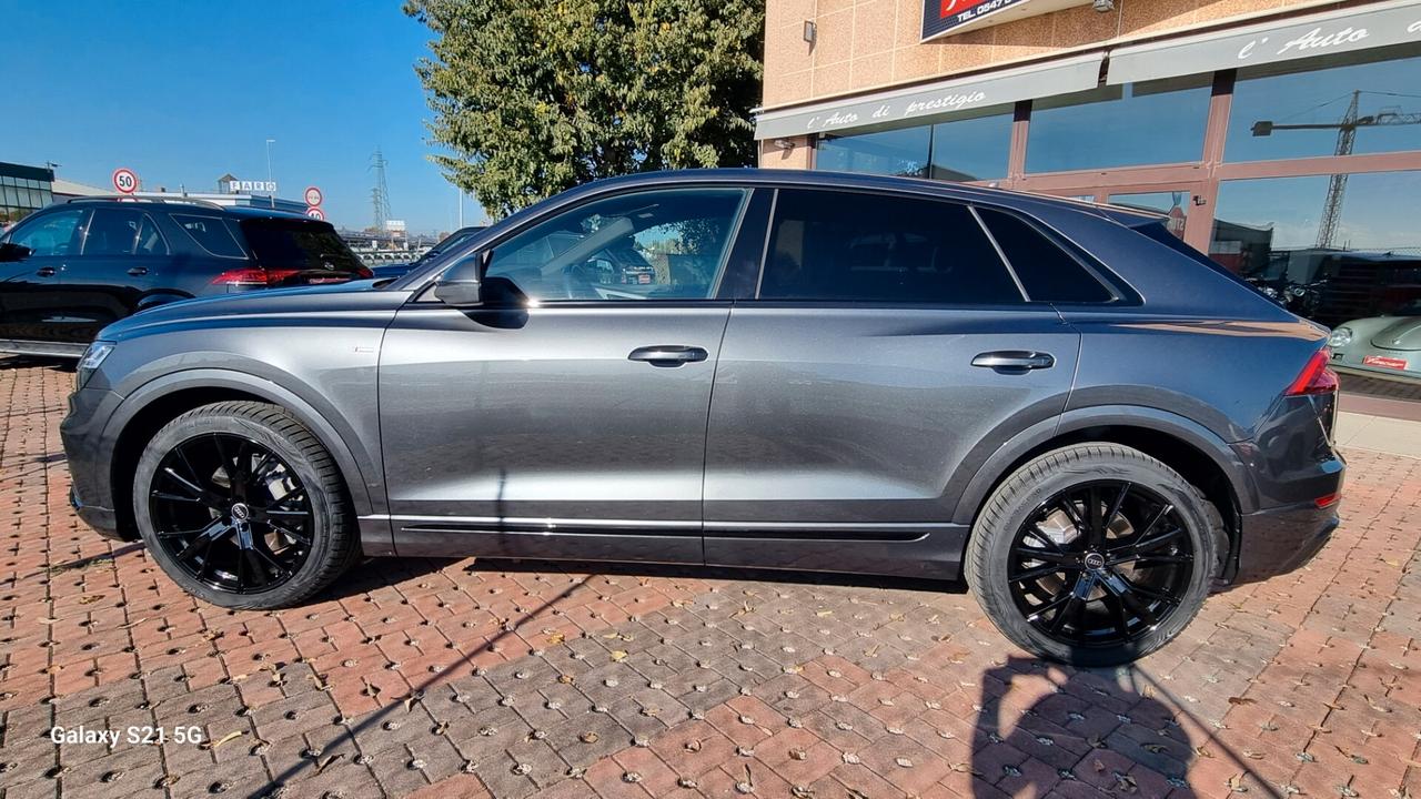 Audi Q8 45 TDI quattro tiptronic Sport S LINE