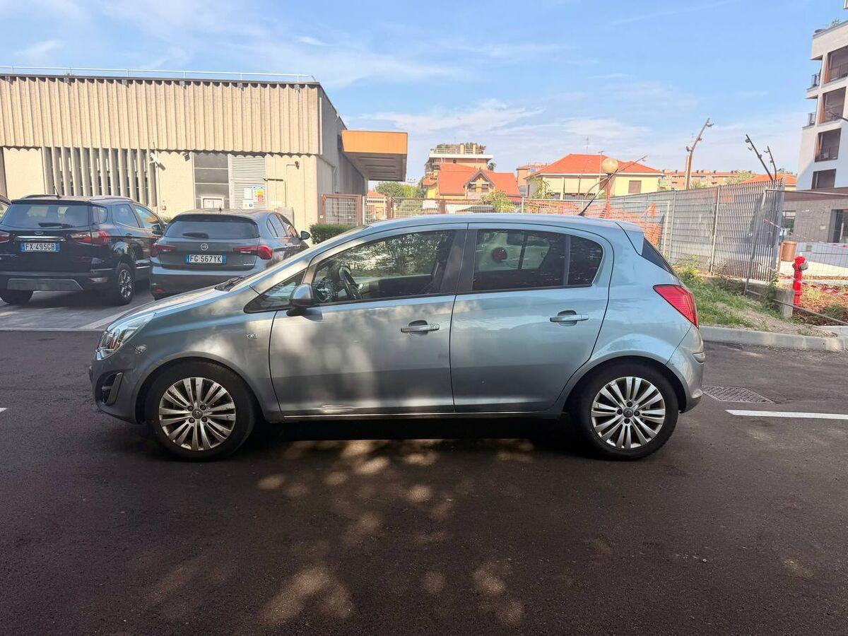 Opel Corsa 1.2 Cosmo 85cv 5p FL