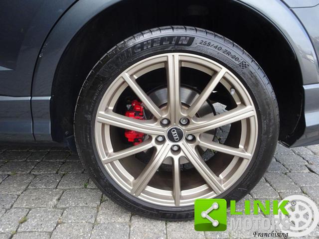 AUDI RS Q3 SPB quattro S tronic 400 CV Matrix