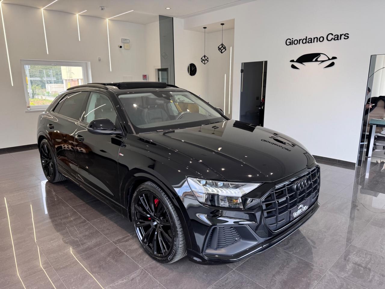 Audi Q8 50 TDI 286 CV quattro tiptronic s-line black edition tetto apribile