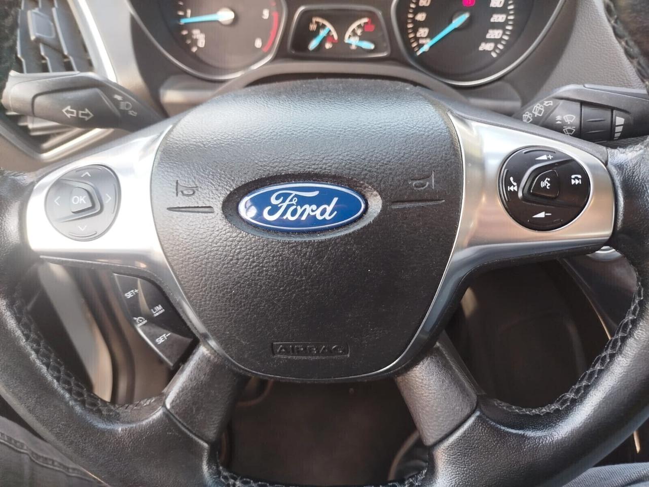 FORD KUGA AUTOMATICA DISTRIBUZIONE E TAGLIANDO CAMBIO AUTOMATICO FATTI