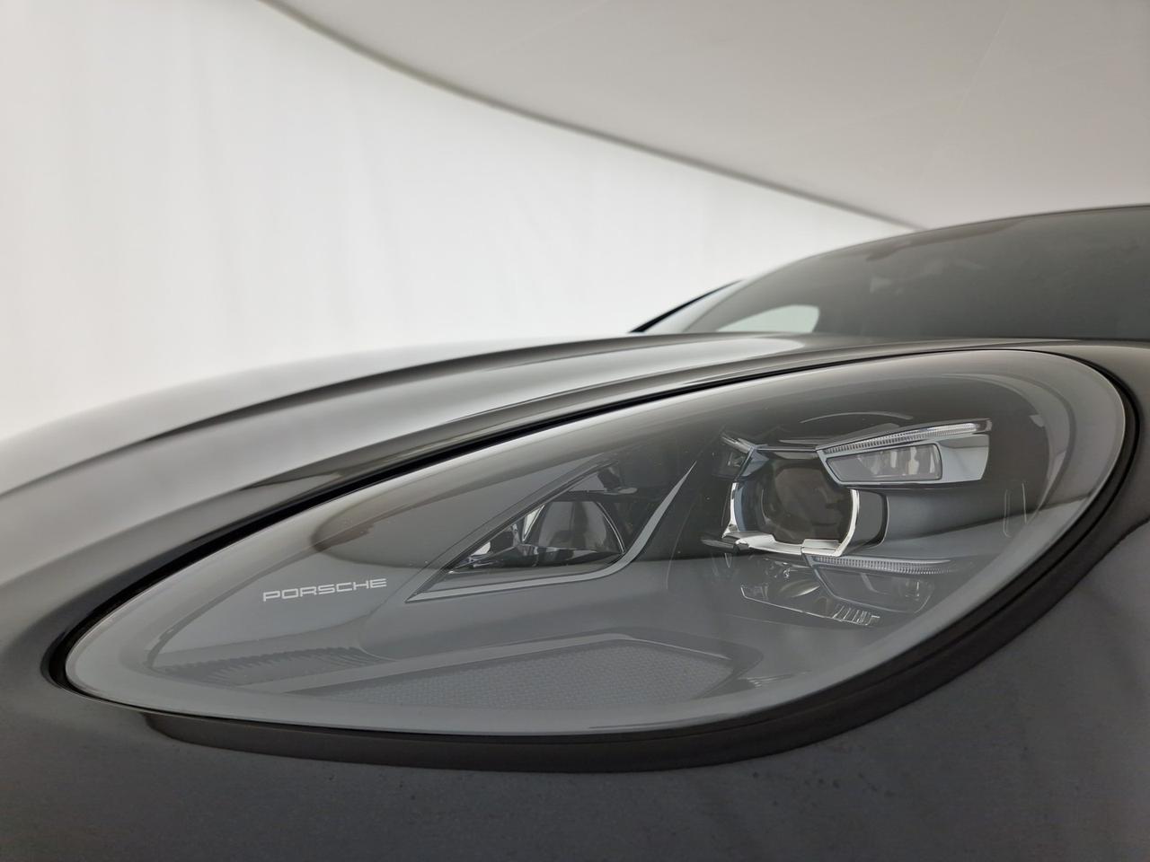 Porsche Macan 2.9 turbo 440cv pdk