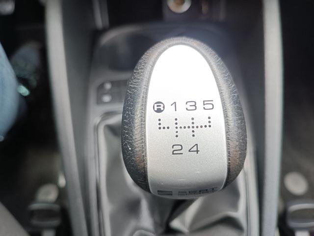 SEAT Ibiza 1.4 TDI 90 CV CR 5p. Connect Grey