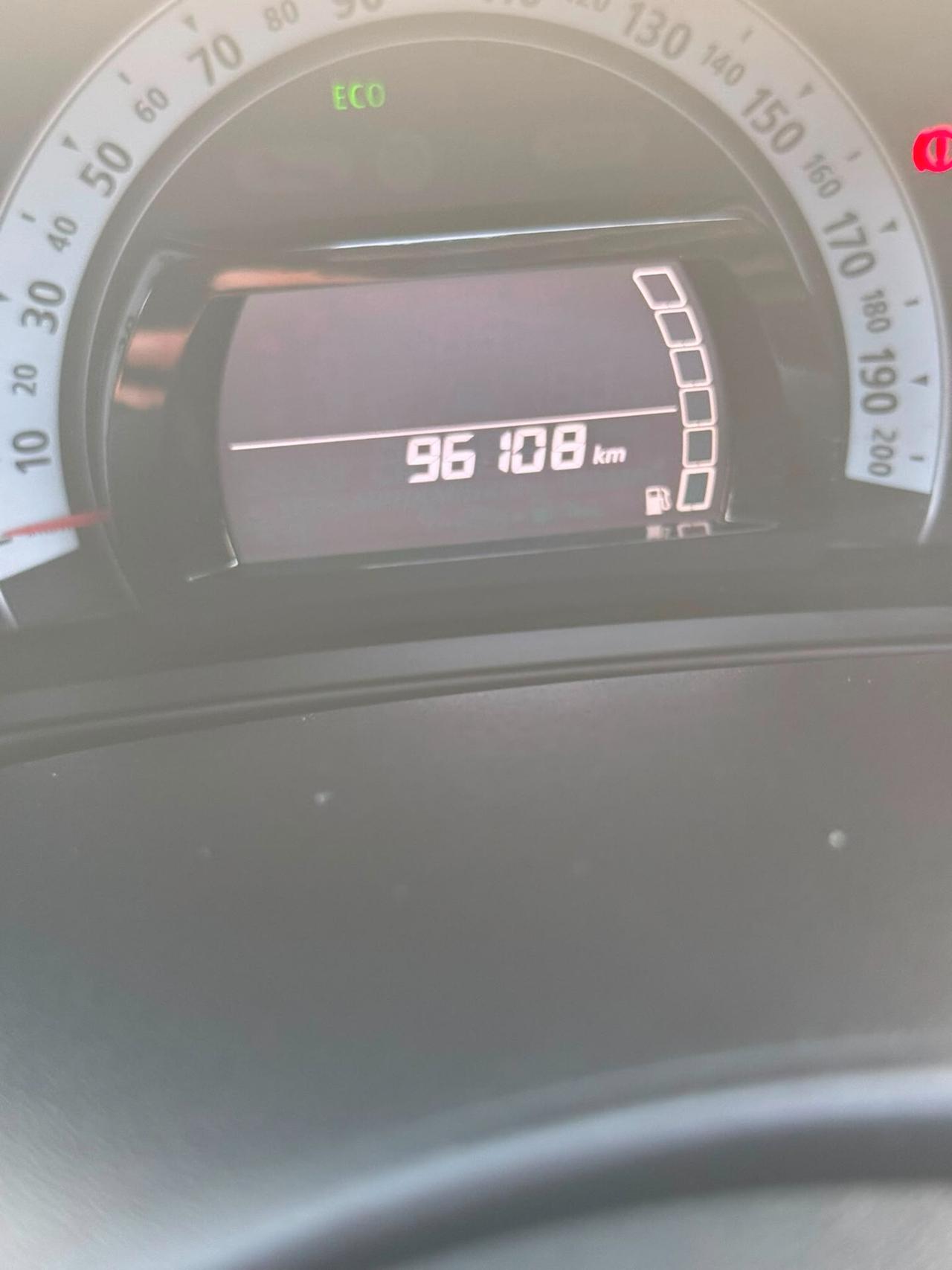 Renault Twingo SCe EDC La Parisienne