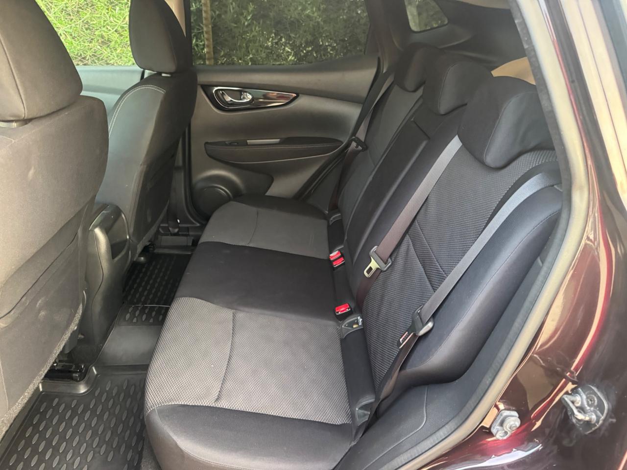 Nissan Qashqai 1.2 DIG-T Acenta
