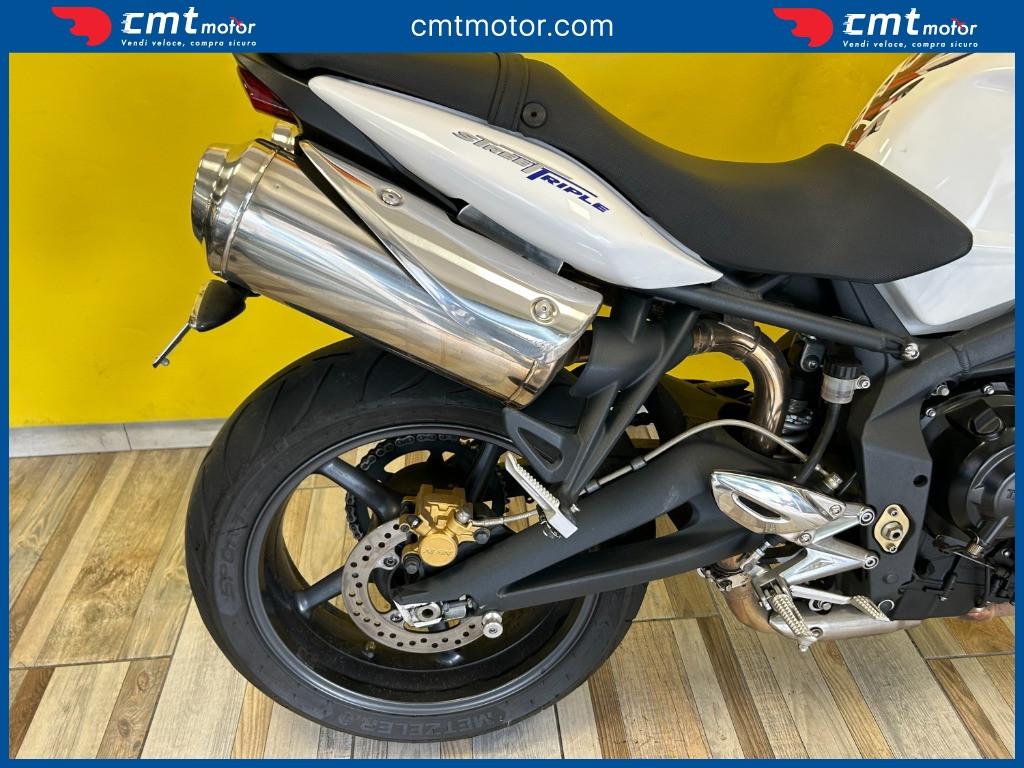 Triumph Street Triple - 2010
