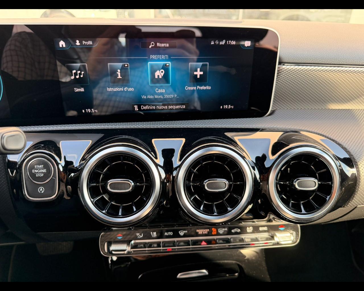 Mercedes-Benz CLASSE A 180D SPORT AUTO