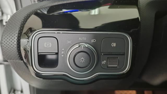 MERCEDES-BENZ CLA 200 Shooting Brake Sport *SENZA VINCOLO FINANZIAM.