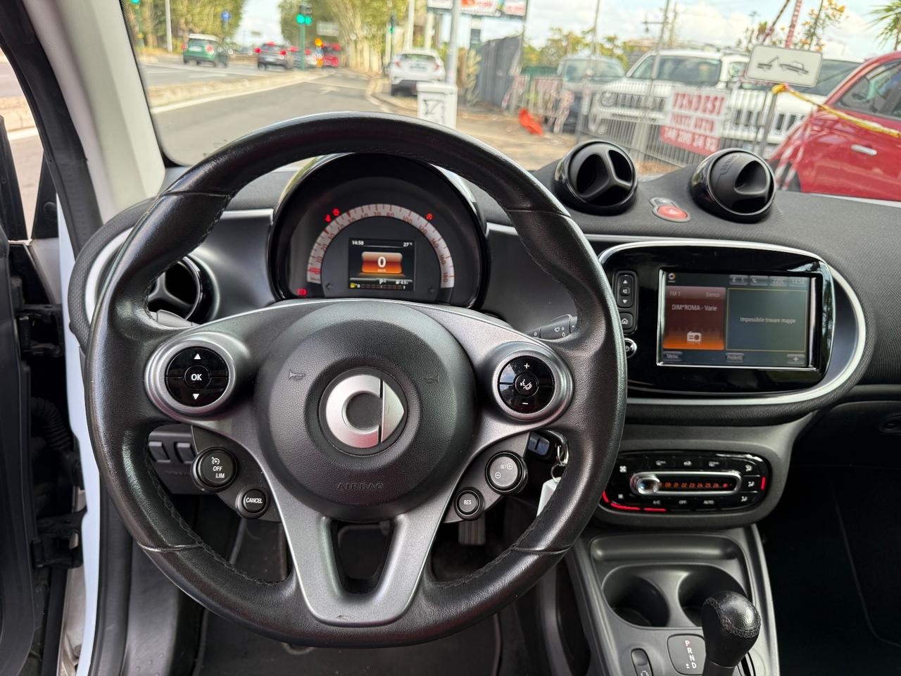 Smart ForTwo 1.0 71cv Coupe Clima cambio Auto Navi