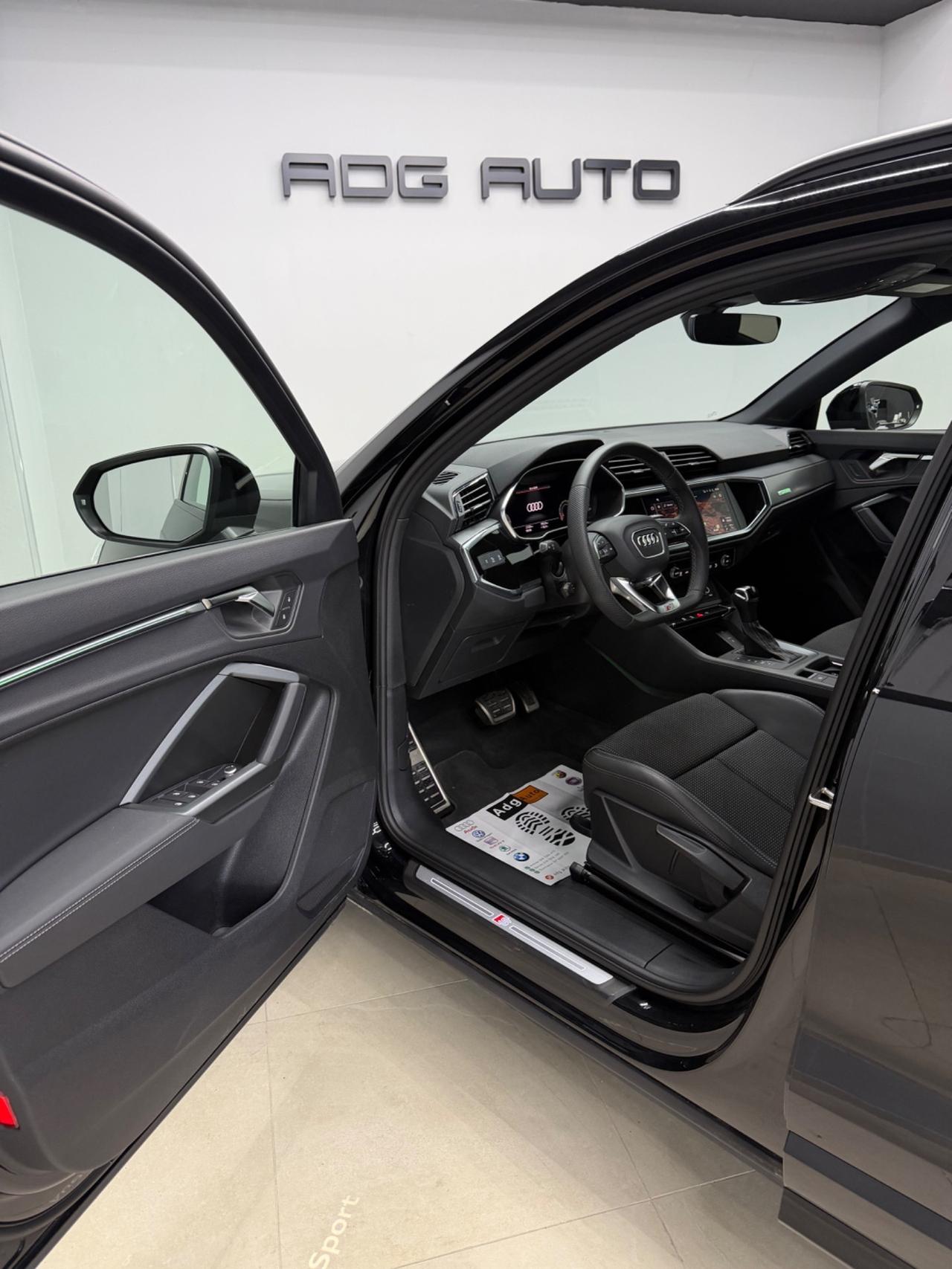 Audi Q3 35 TDI S tronic line edition 2120 km black