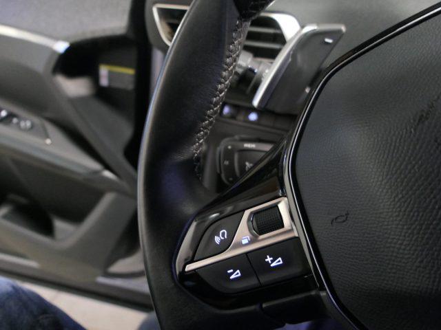 PEUGEOT 3008 PureTech Turbo 130 S&S EAT8 Allure Pack