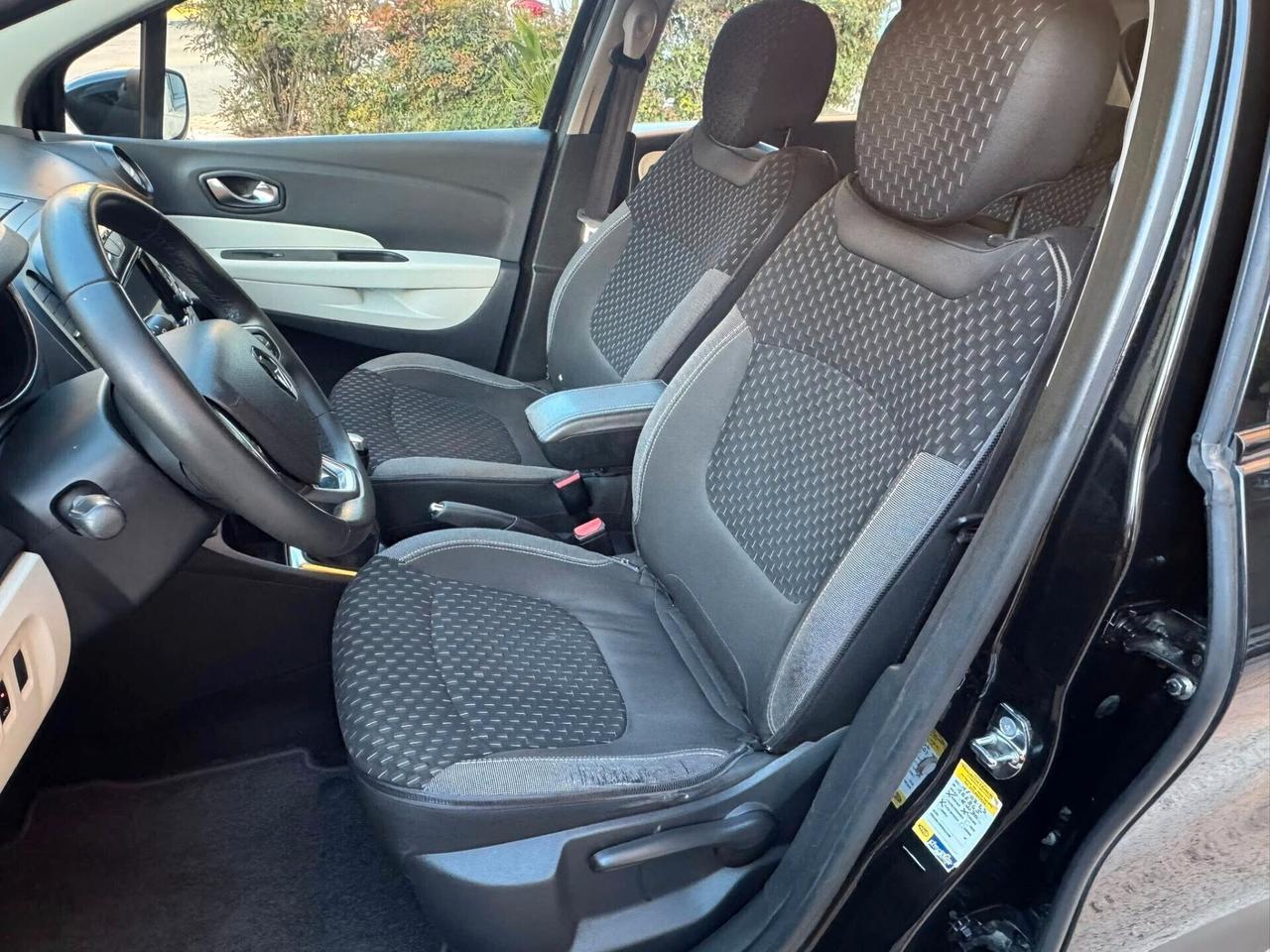 RENAULT CAPTUR 1.5 DCI E6 110 CV. NAVI+CERCHI+RETROCAMERA