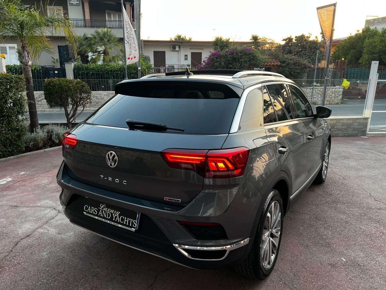 Volkswagen T-Roc 2.0 TDI 150-DSG 4MOTION-TETTO-FULL