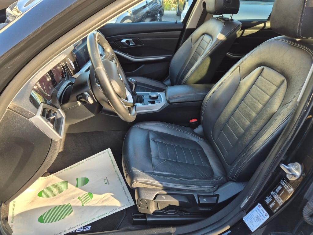 Bmw 320D 190CV BERLINA LED TETTO APRIBILE