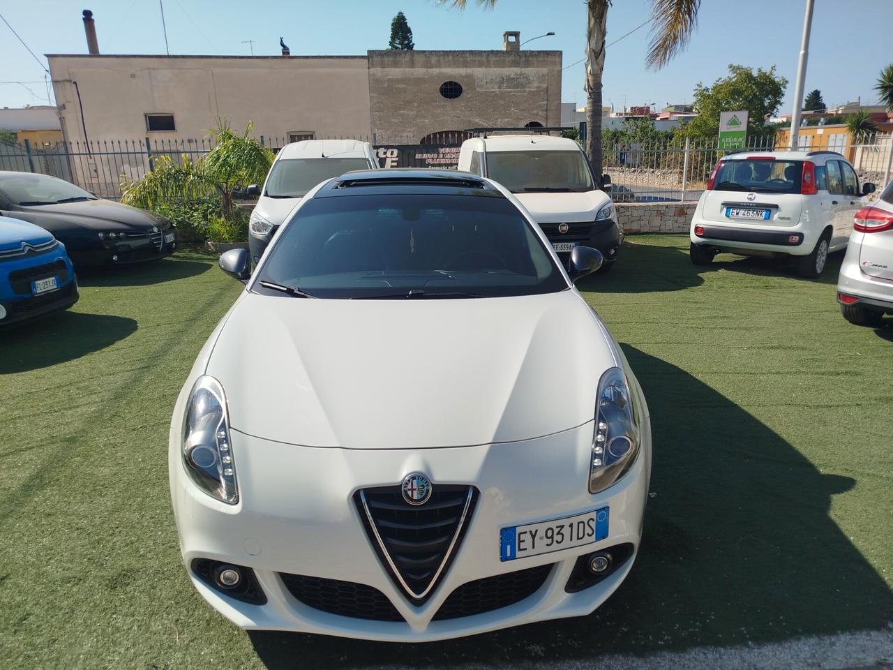Alfa Romeo Giulietta 1.6 JTDm-2 105 CV Quadrifoglio verde