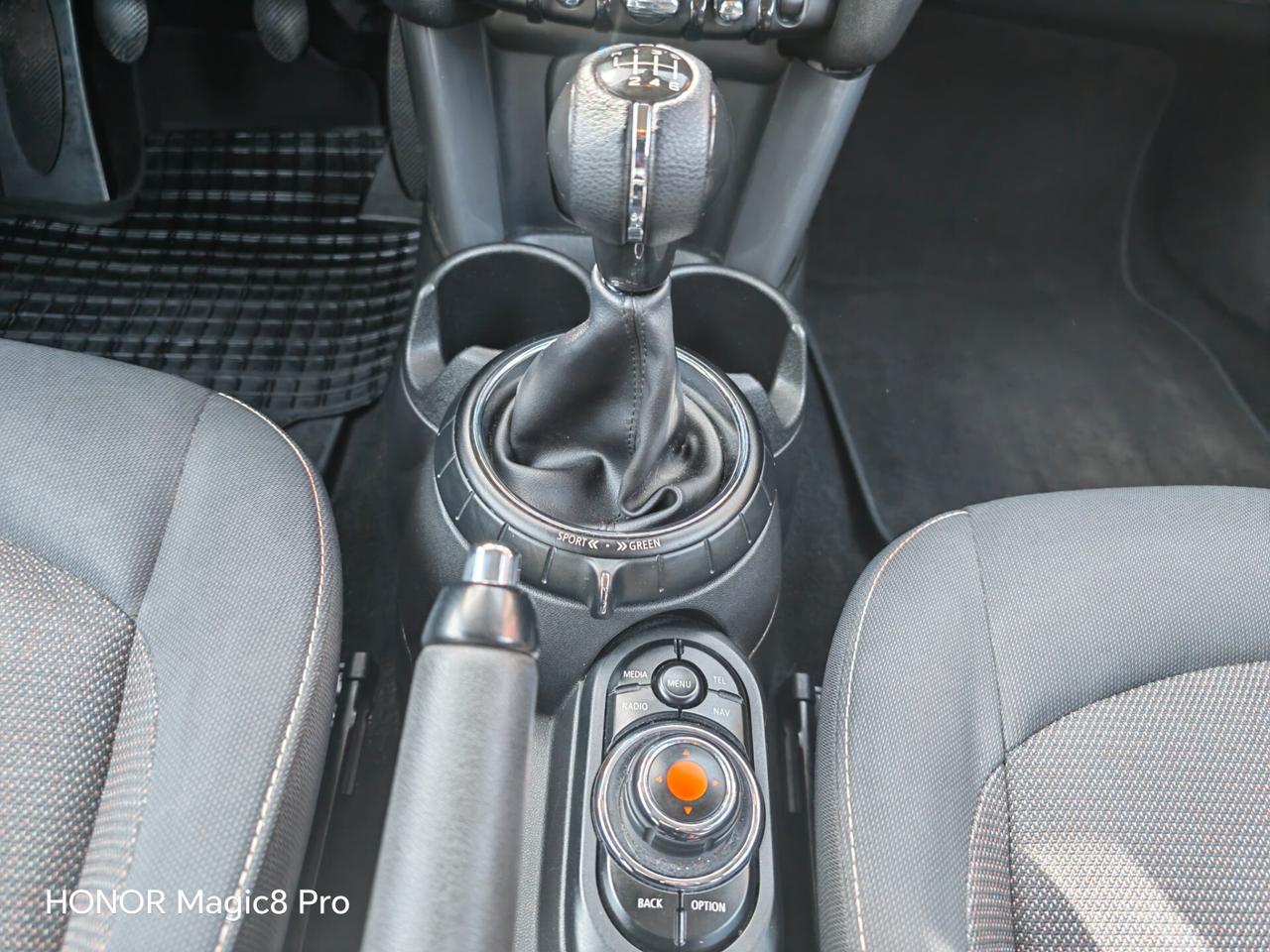 Mini 1.5 Cooper D Business XL 5 porte