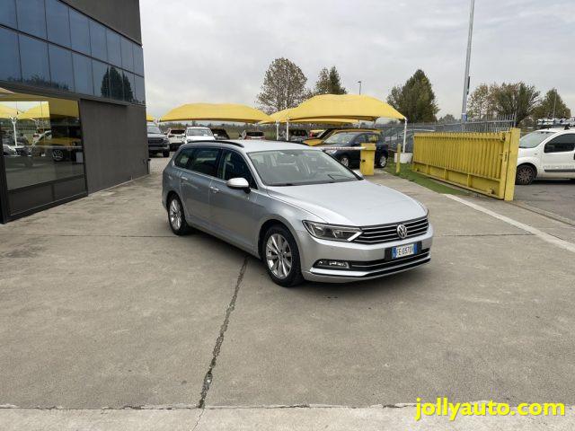 VOLKSWAGEN Passat Variant 2.0 TDI DSG Business BlueMotion Tech