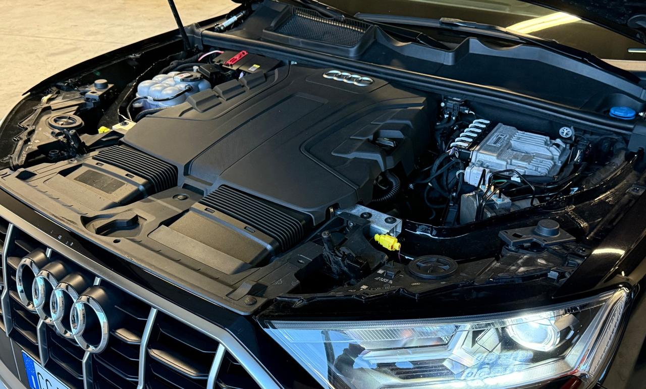 Audi Q7 50 TDI quattro tiptronic Business